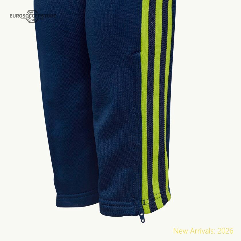 Premium-quality Kids Juv Attacking Threat Unknown Jersey 2023