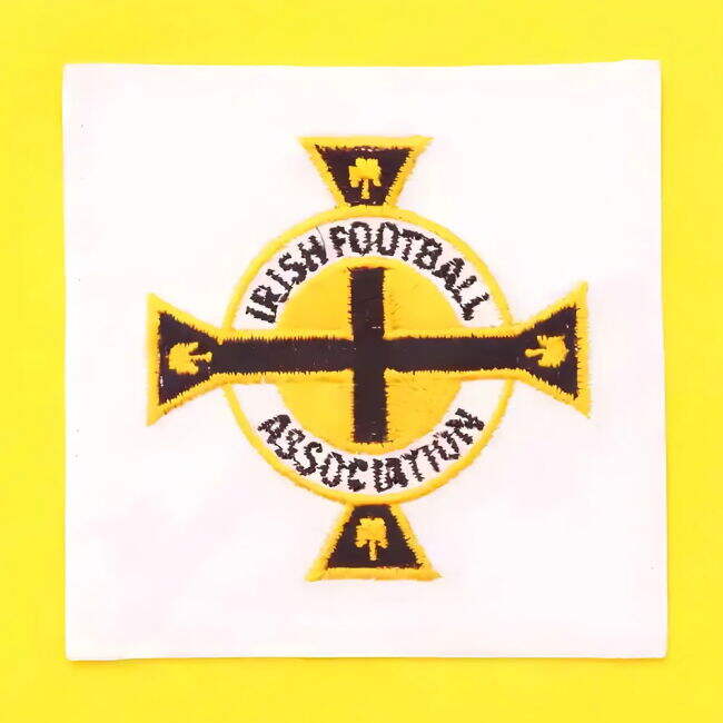 Game Replica Ireland Goalkeeper Fan Shirt (Adults)