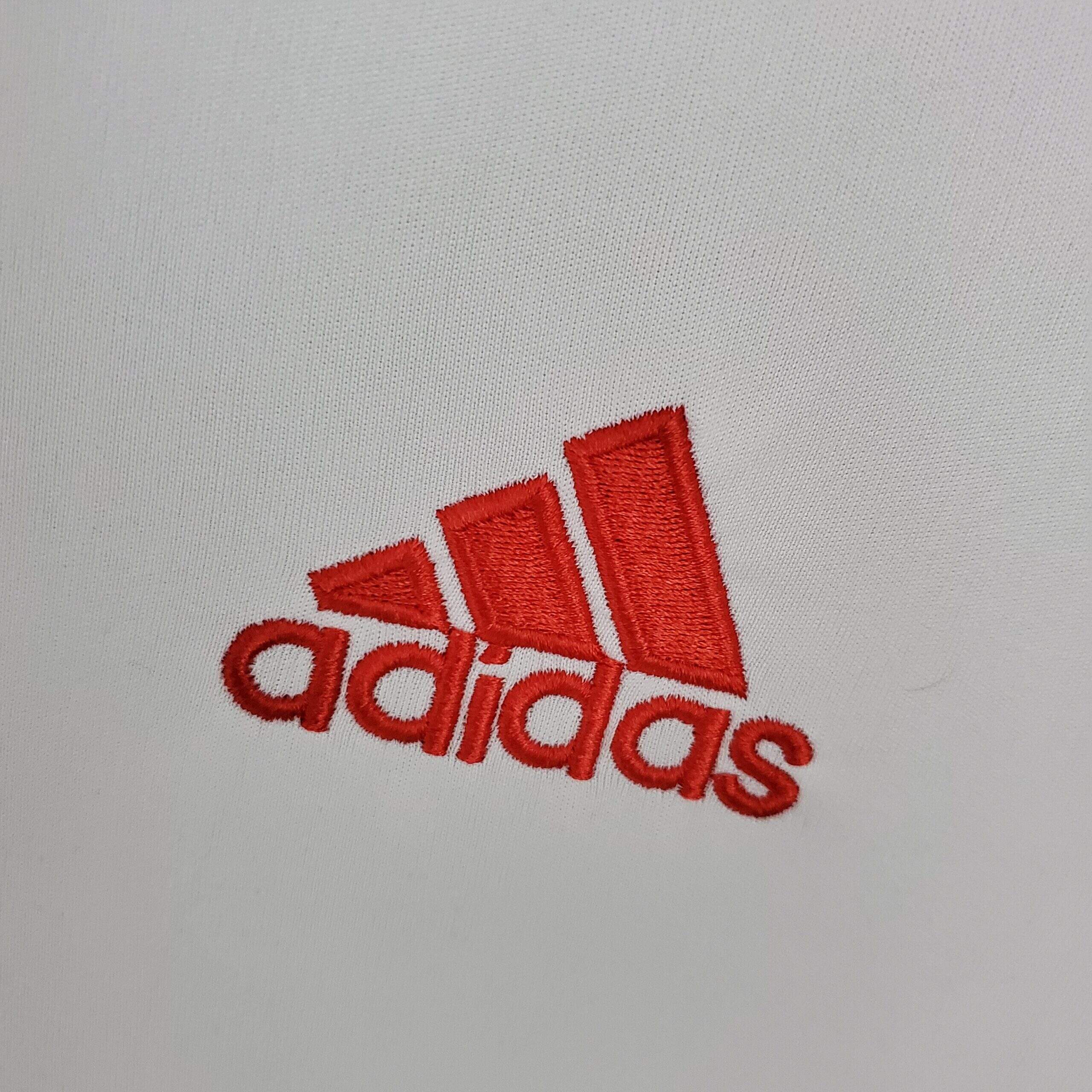 2013-2014 Benfica away kit