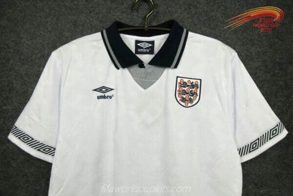 Main Soccer Uniform of England year 1990 World Championship