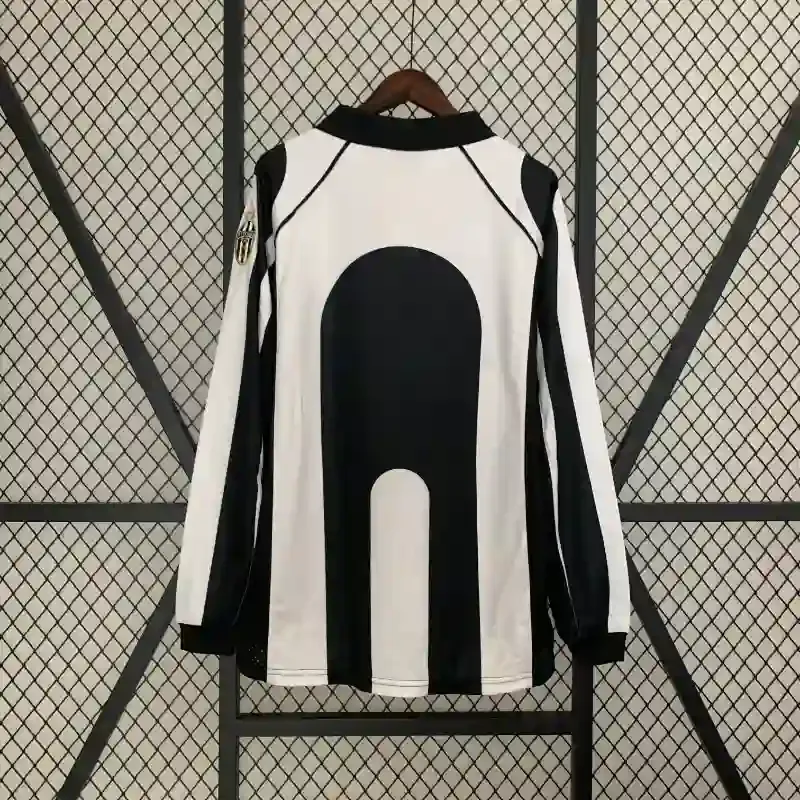 1997-1998 Juventus Long Sleeve Jersey retro kit