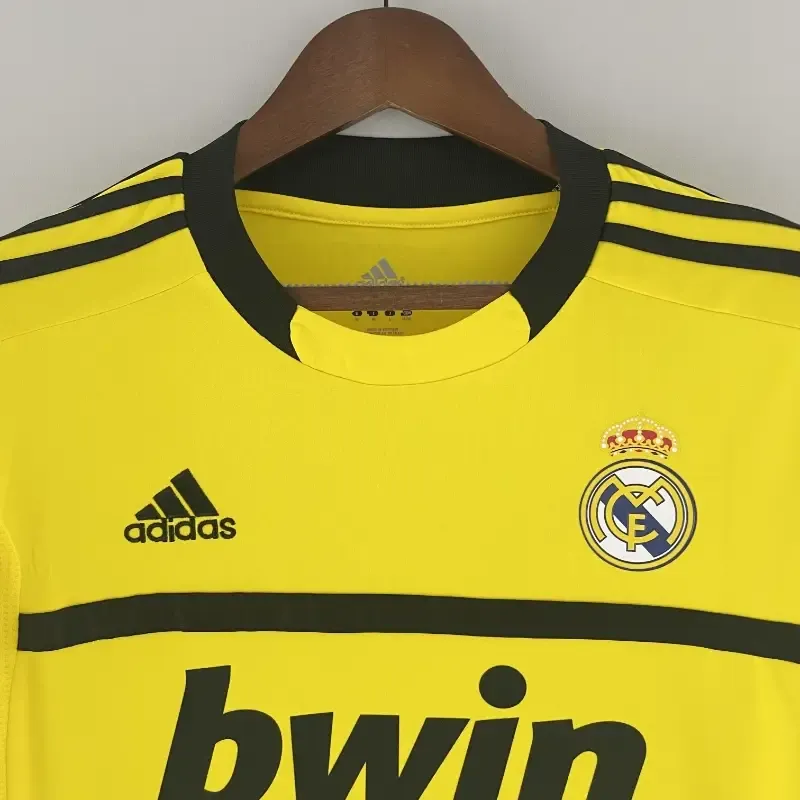 2011-2012 Real Madrid Goalkeeper Soccer retro kit