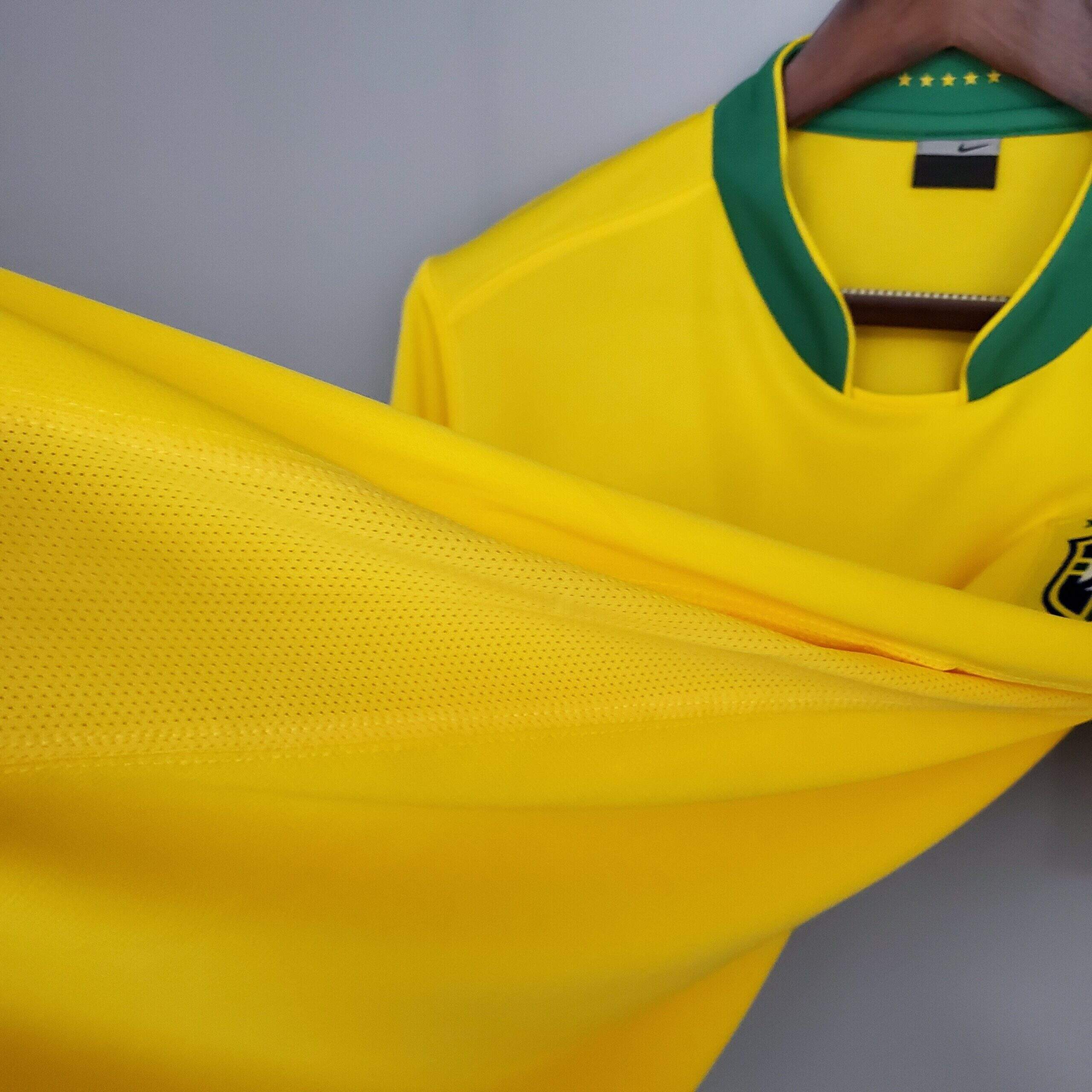 2006 Brazil Home kit