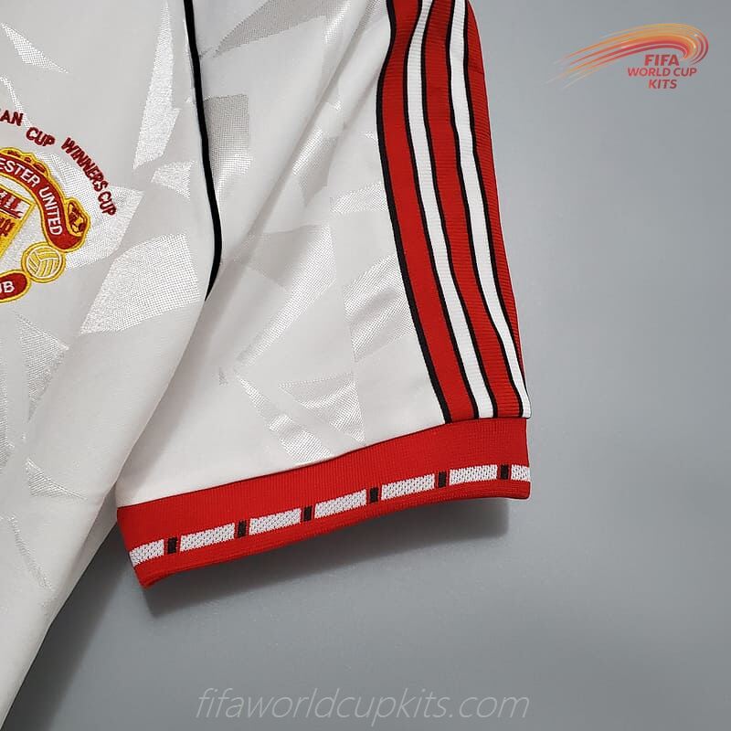 Manchester United season 90-91 Travel Pearl Football Strip
