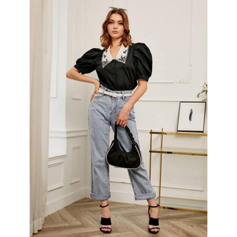 Retro Embroidered Flat Collar Puff Sleeve Blouse PO6893
