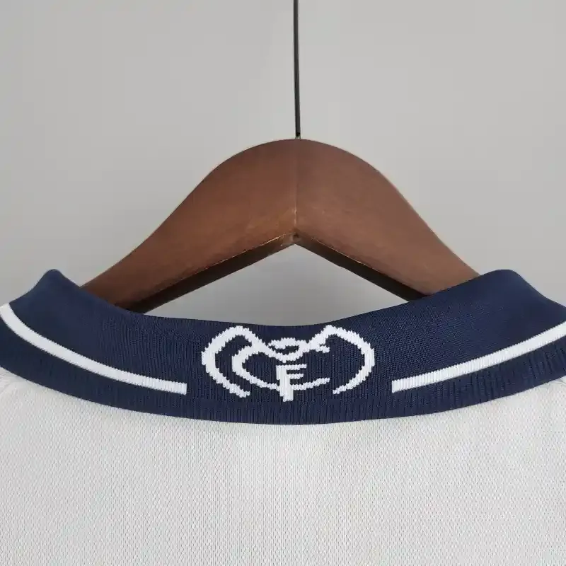 2000-2001 Real Madrid Jersey retro kit
