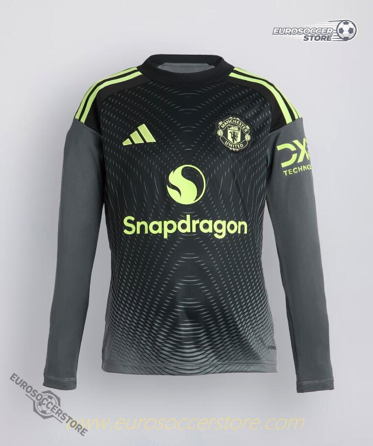 Goalkeeper's Long Sleeve Manchester United Jersey for the 25-26 Season