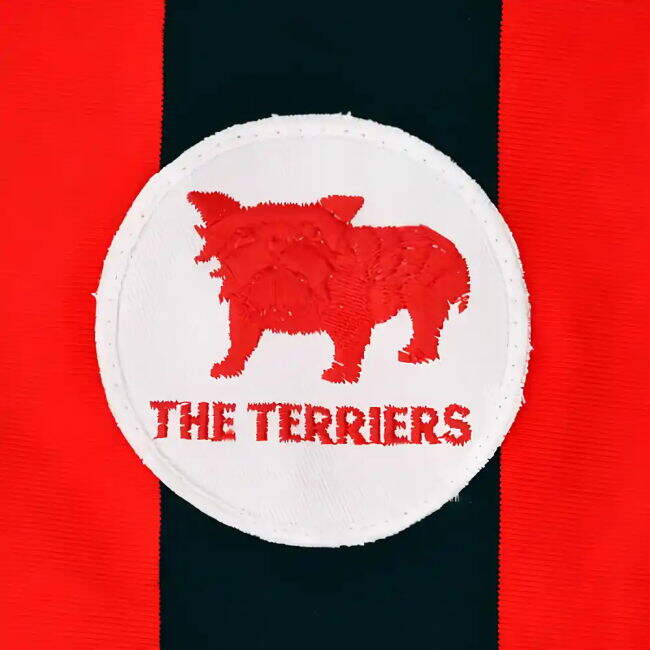 Chic Huddersfield 1960s Away Retro Football Shirt for Match Day