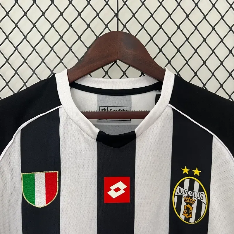 2002-2003 Juventus Jersey retro kit