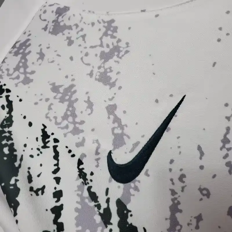 2007-2008 Celtic Away retro kit