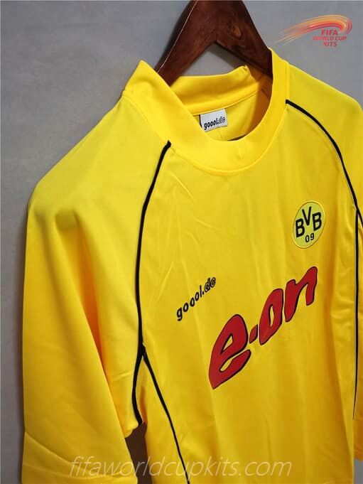 Dortmund 01-02 season Home Football Strip