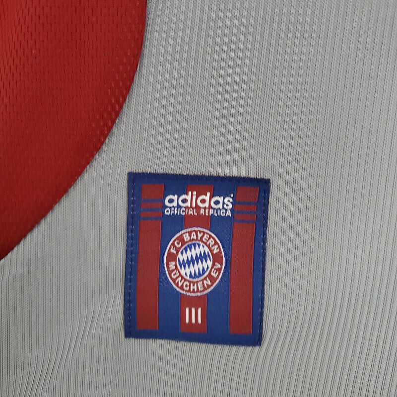 1998-1999 Bayern Munich Home kit