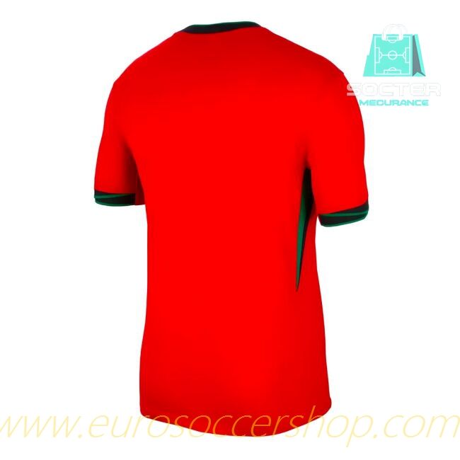 2024-25 Collection International Portugal Home Kit (B.Fernandes 8)