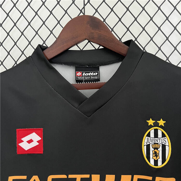 0102 Juventus Retro Soccer Football Shirt - Official Replica 52