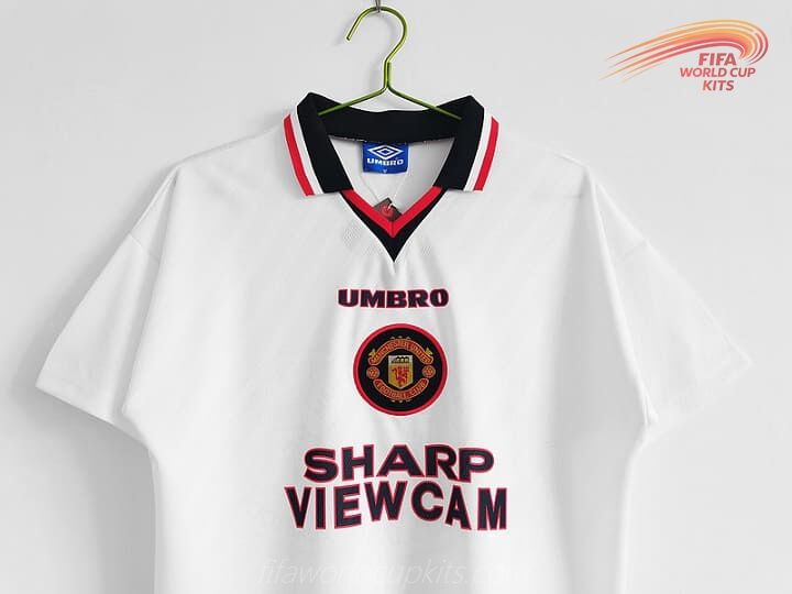 Road Soccer Uniform of Manchester United 96-97