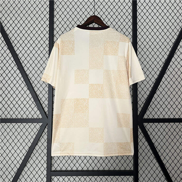 CR Flamengo Soccer Shirt Jersey 2425 Pre Match Football Shirt -