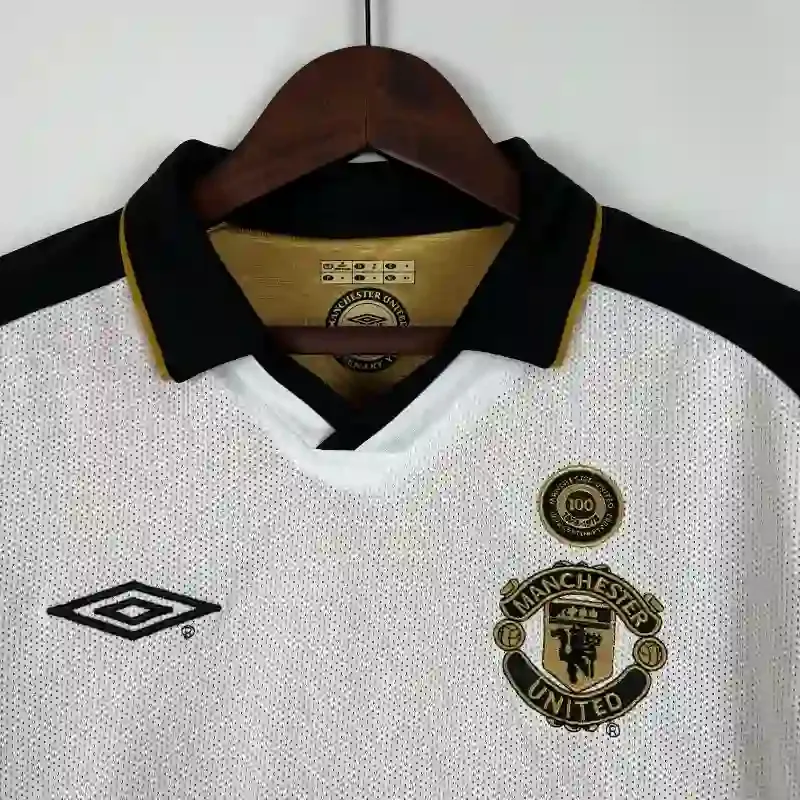 2001-2002 Long Sleeve Manchester United100th Anniversary Soccer retro kit