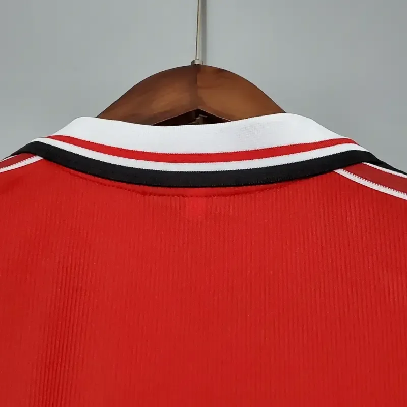 1998-1999 Manchester United Jersey retro kit