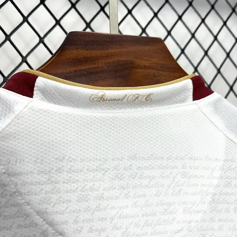 2007-2008 Arsenal Jersey retro kit