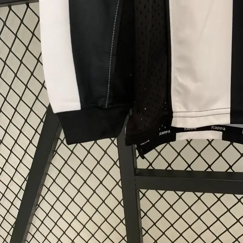 1997-1998 Juventus Long Sleeve Jersey retro kit