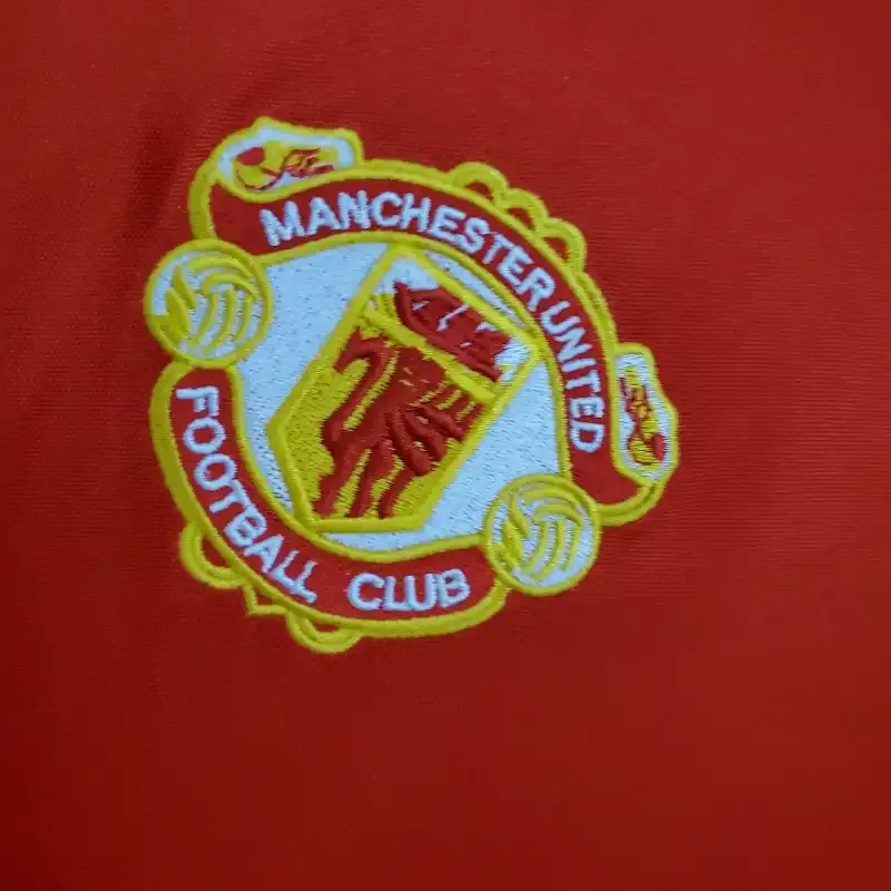 1985-1986 Manchester United Jersey retro kit