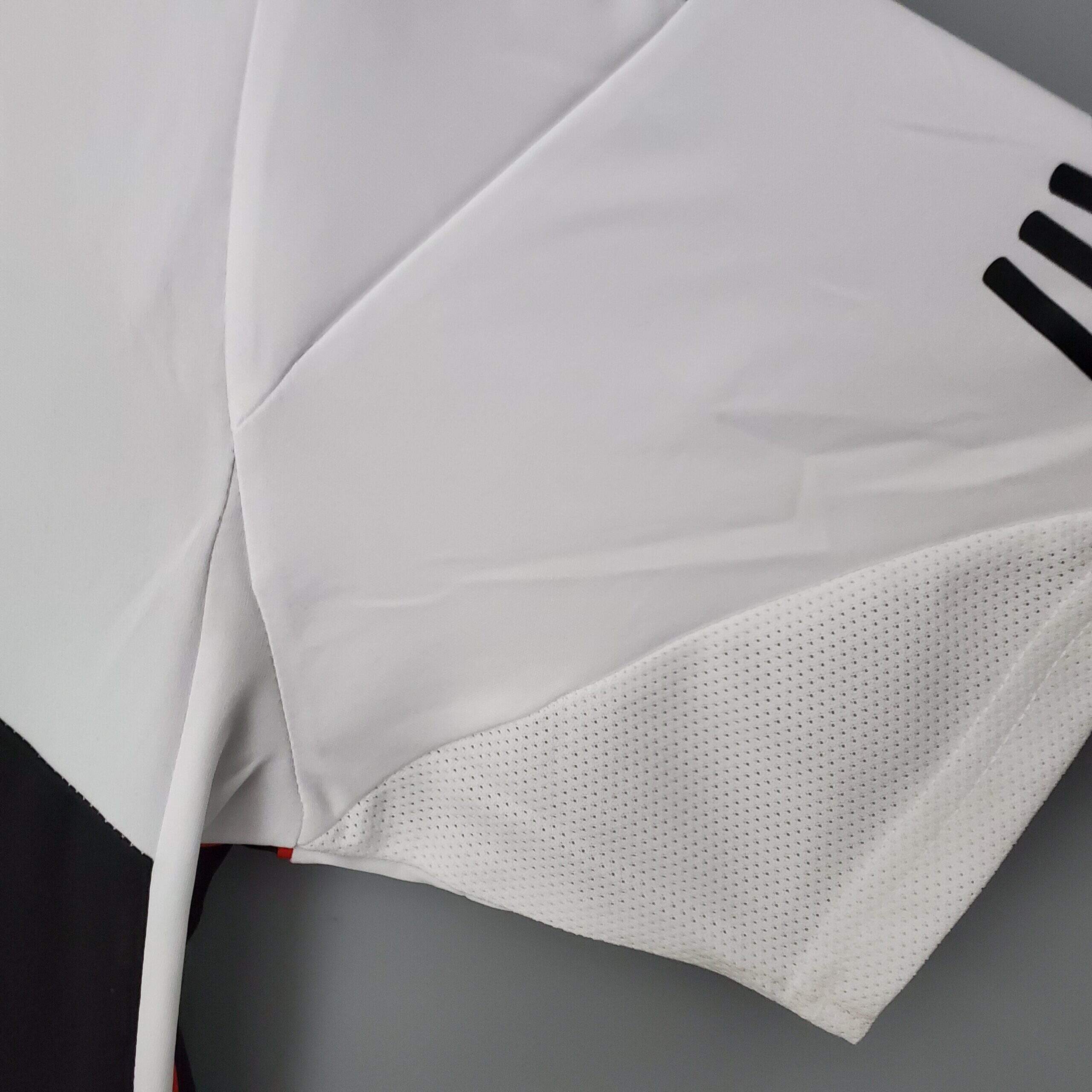 2013-2014 Benfica away kit