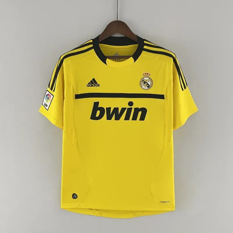 2011-2012 Real Madrid Goalkeeper Soccer retro kit
