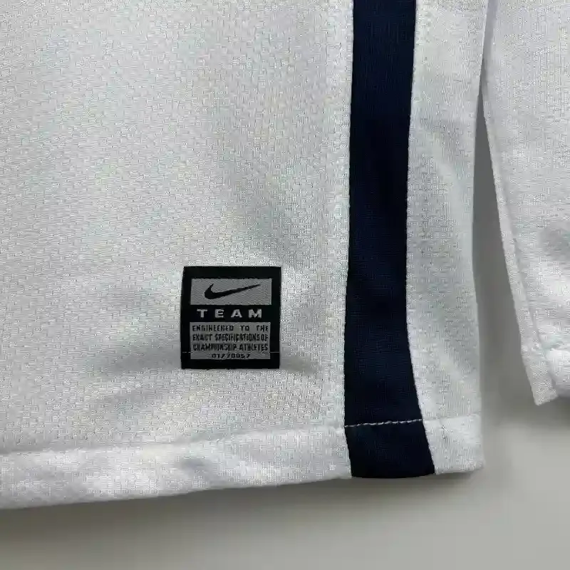 2007-2008 Long Sleeve Manchester United White Soccer retro kit