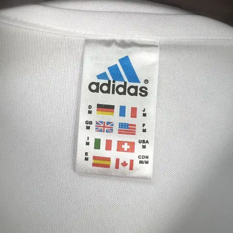 2001-2002 Real Madrid UCL Jersey retro kit