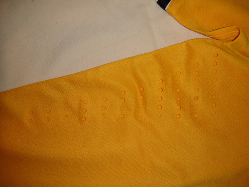 13-14 Juventus Away Yellow Jersey ShirtPlayer Version - Official