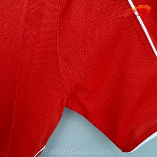 Liverpool Soccer Kit 14 to 15 Main