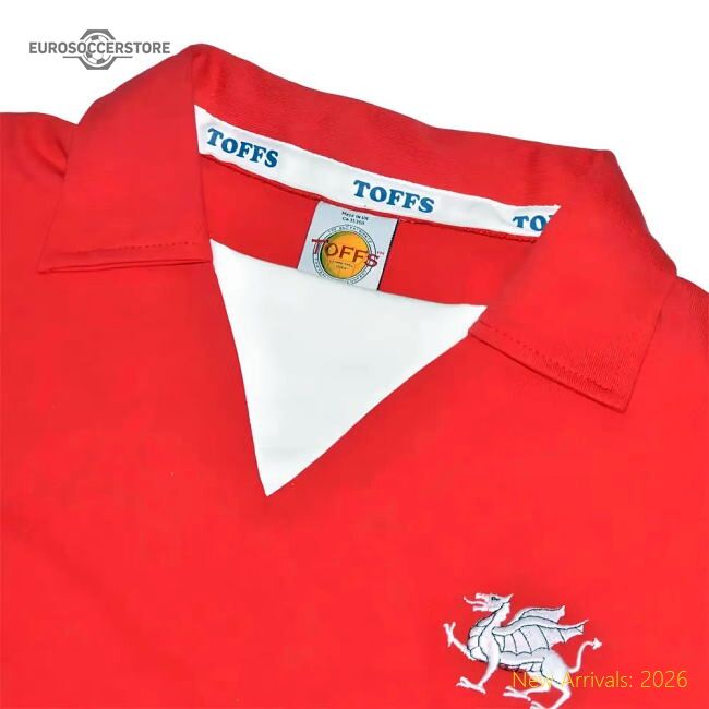 Leyton Orient 1970s Retro Football Shirt - Collectors Item