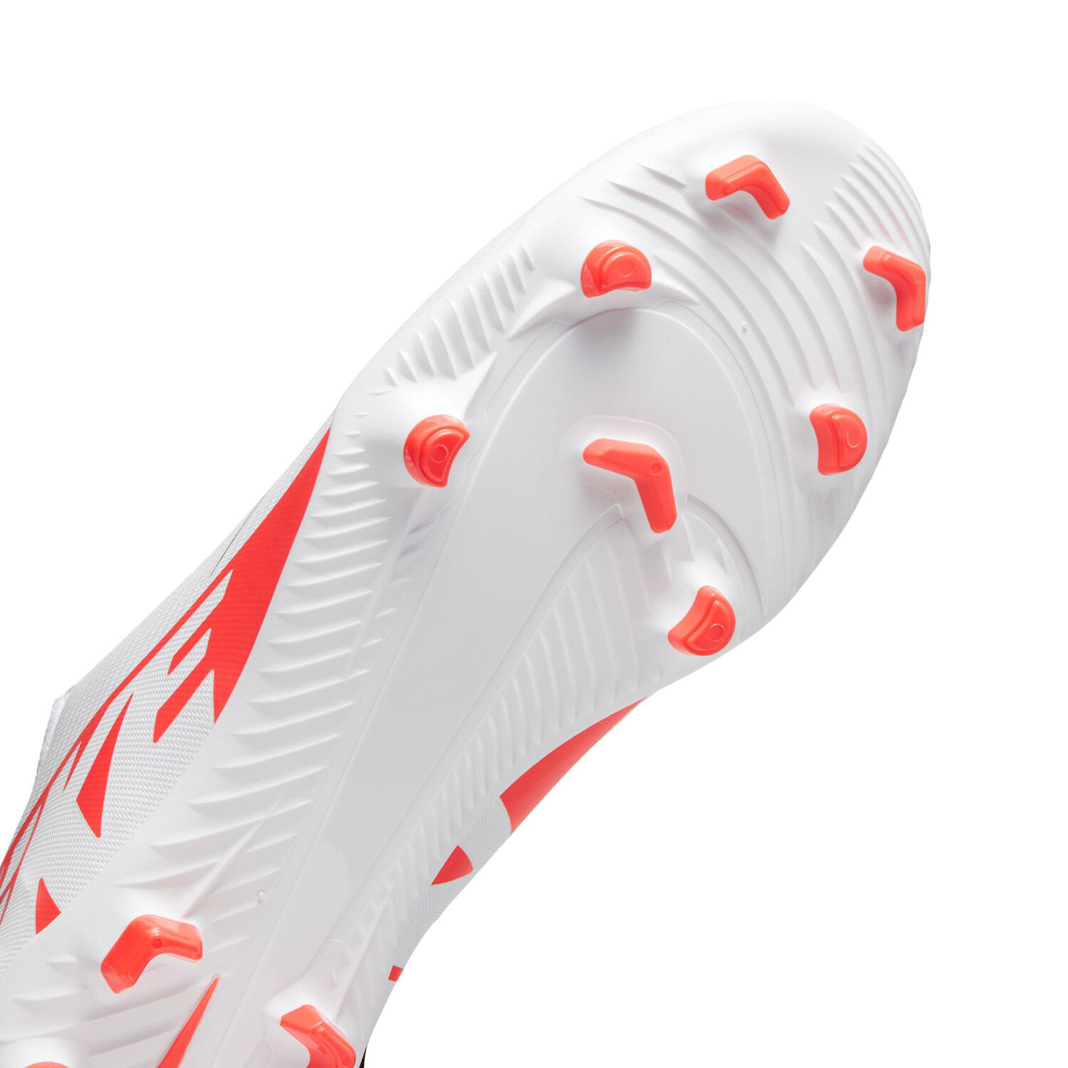 Experience Durability with Nike Your Favorite Team Player Version