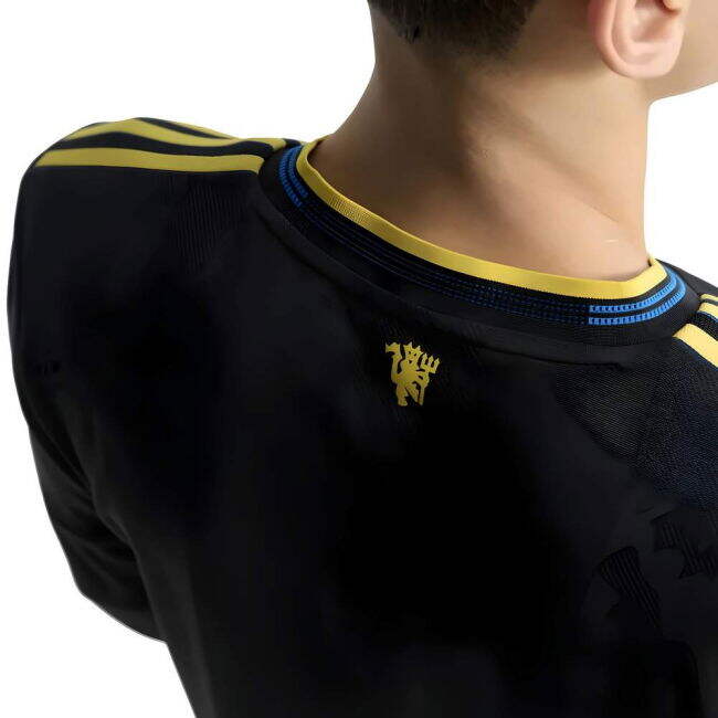 Match Replica Man Utd Third Fan Shirt (Adults)