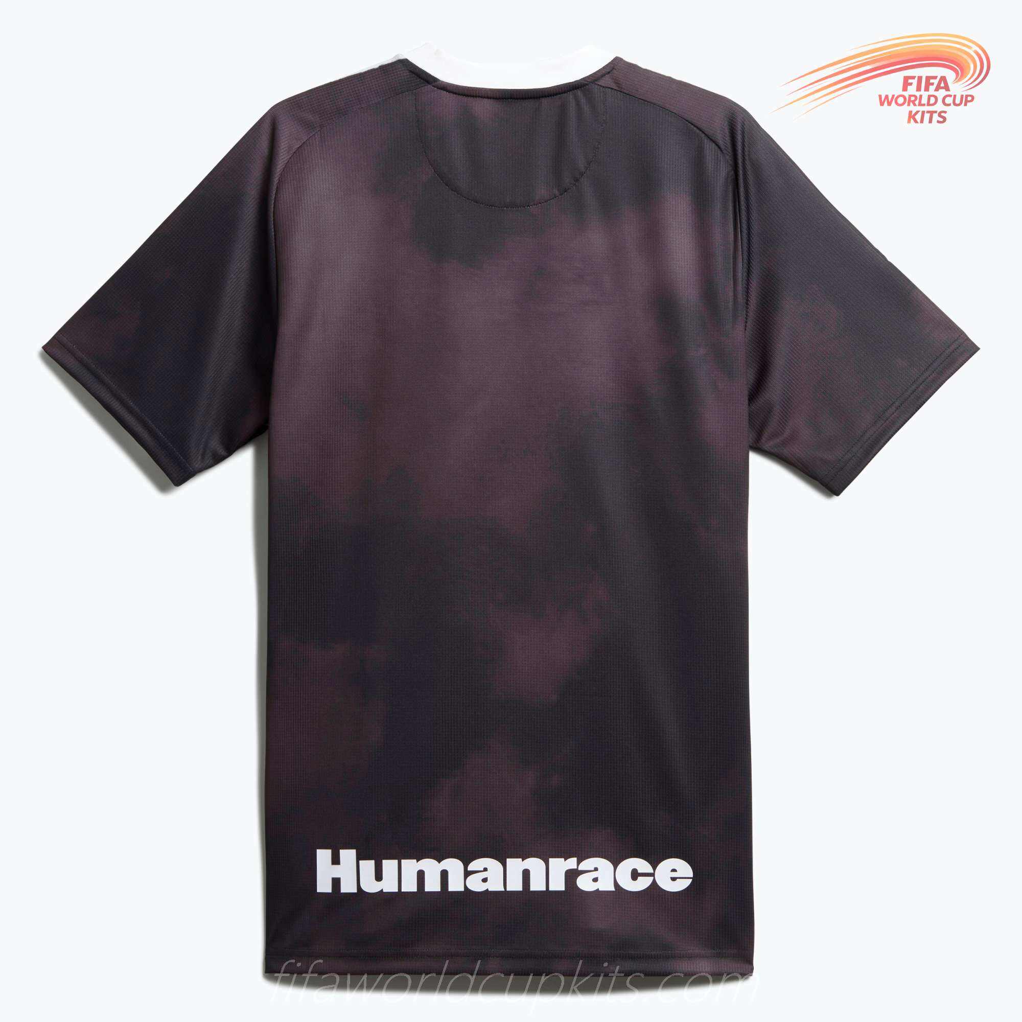 REAL MADRID HUMAN RACE KIT