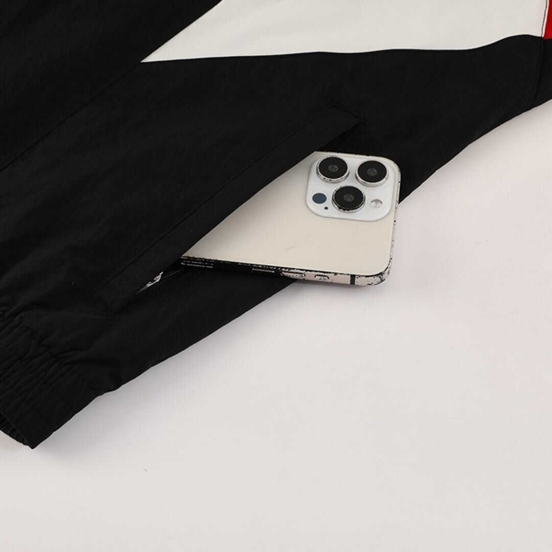 Manchester United Windbreaker Jacket 2025/26 - Black