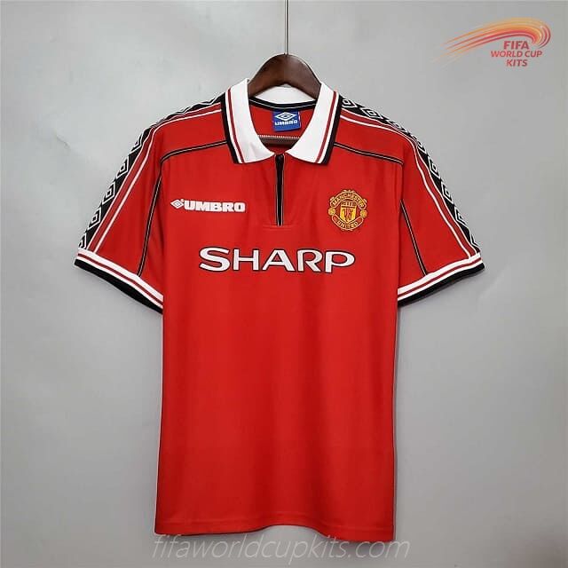 Manchester United 98-00 Home Game Soccer Uniform