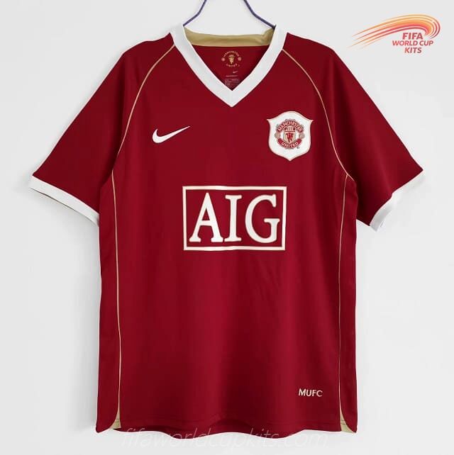 First Choice Soccer Kit of Manchester United 06-07 season