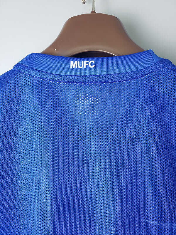 2007-2008 Man United Away retro kit