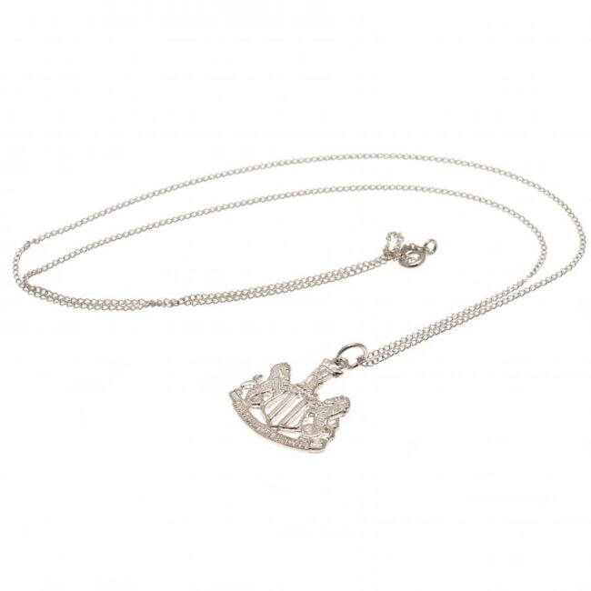 Trendy Newcastle Newcastle United FC Sterling Silver Pendant & Chai...
