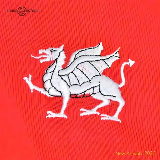 Leyton Orient 1970s Retro Football Shirt - Collectors Item