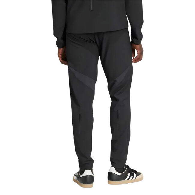 2025-2026 Real Madrid Pro Vis Tech Travel Pants (Black)