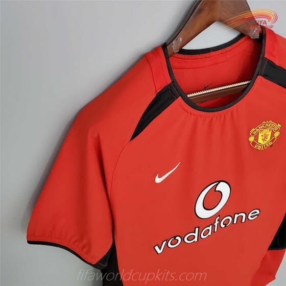 Manchester United 02-04 Main Soccer Uniform