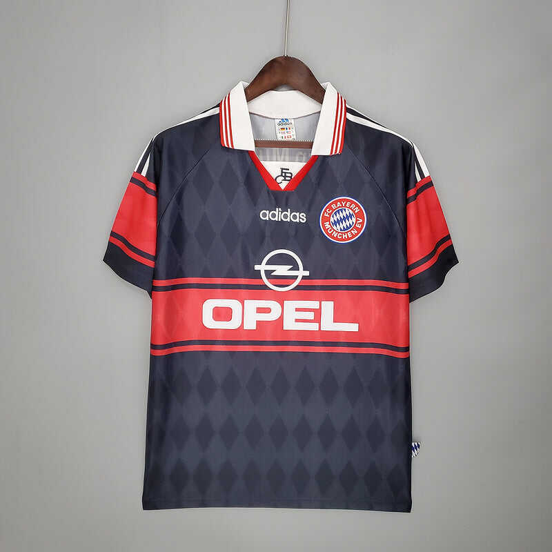 1997/99 Bayern Munich kit