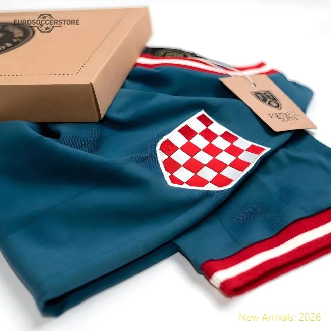 Top Croatia 2024-2025 Regular Shirt - Temperature-control