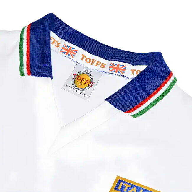 Wholesale Italy 1982 World Cup Away Retro Football Shirt Beautiful