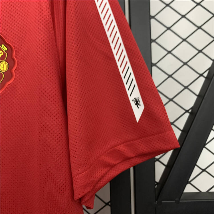 Manchester United 1011 Home Retro Football Shirt - Official Replica