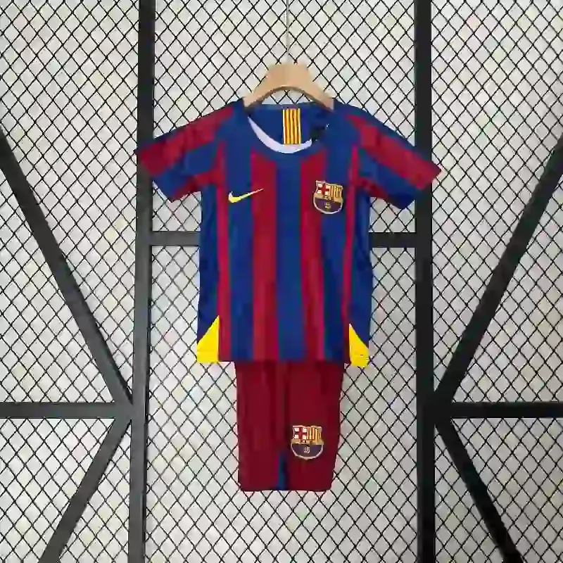 2005-2006 Kids Barcelona Jersey retro kit