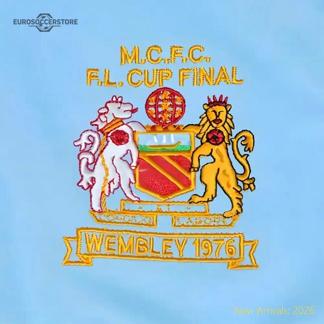 Official Manchester City 1976 League Cup Retro Tracktop - Premium