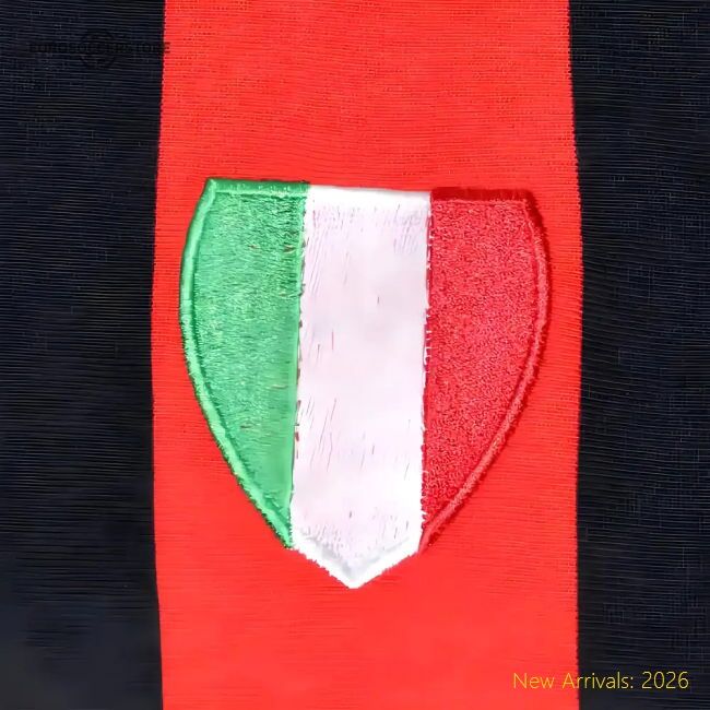 First-class A C Milan 1950s Retro Football Shirt - Match Quality